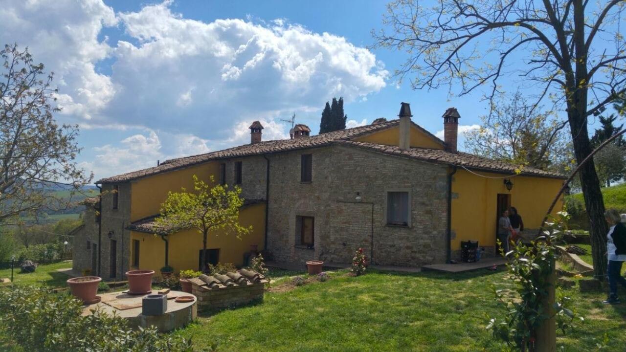 Agriturismo Corvaia Радикофани Екстериор снимка