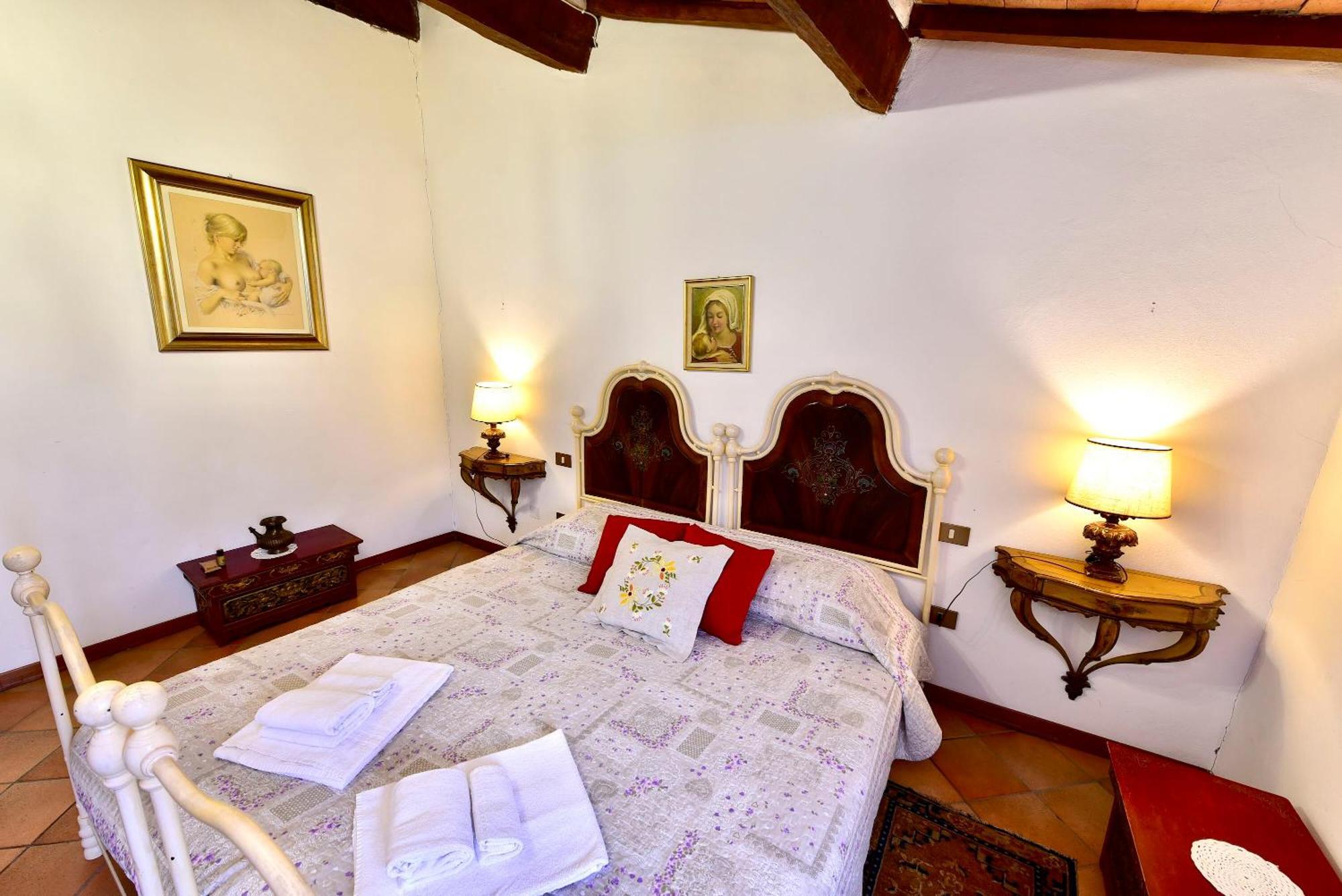 Agriturismo Corvaia Радикофани Екстериор снимка