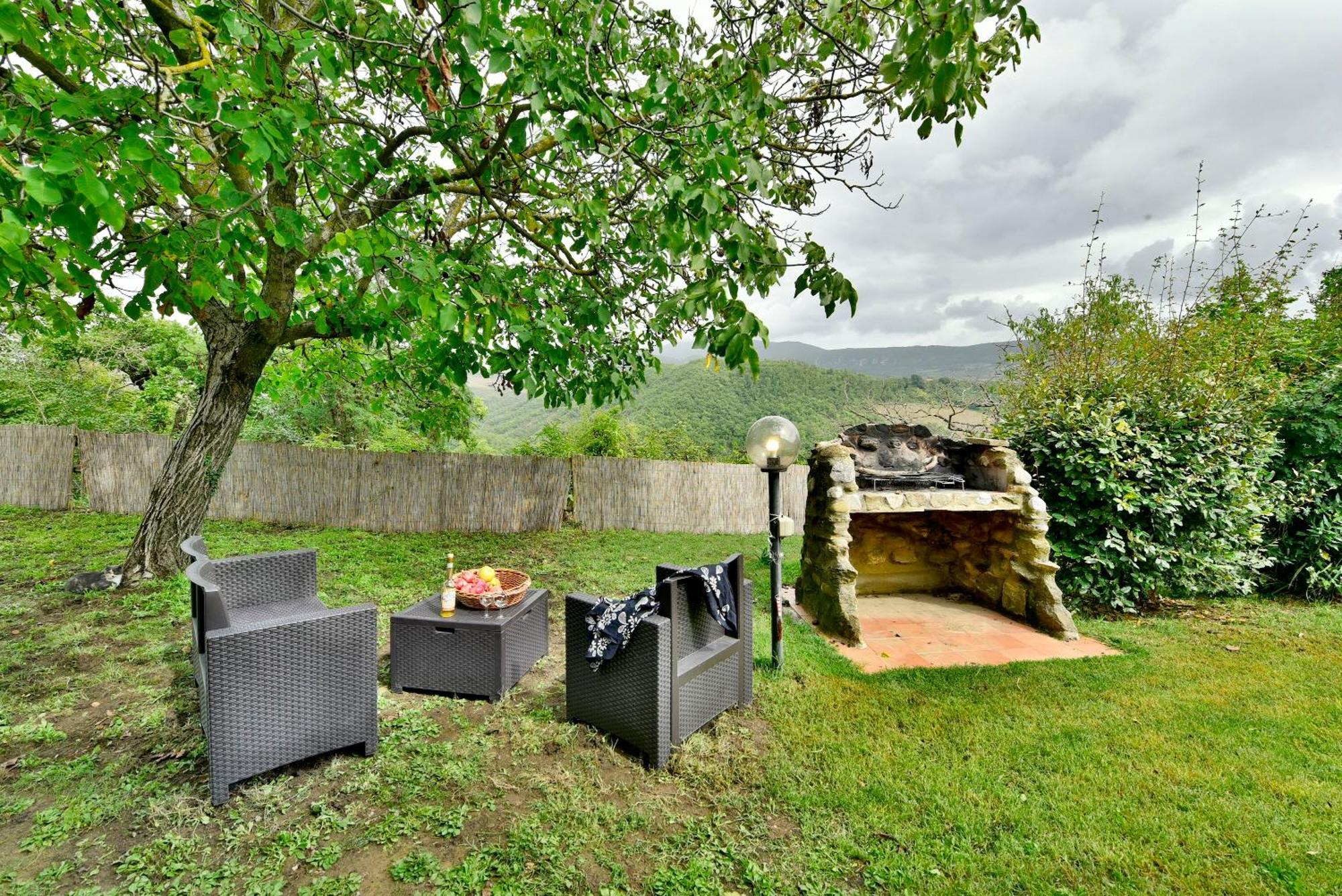 Agriturismo Corvaia Радикофани Екстериор снимка